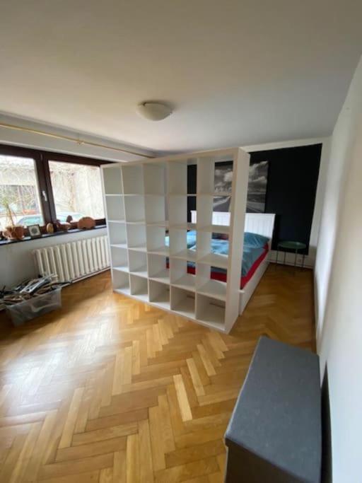 Geraeumiges 120M² Haus Mit Garten + Stellplatz ชตราลซุนด์ ภายนอก รูปภาพ